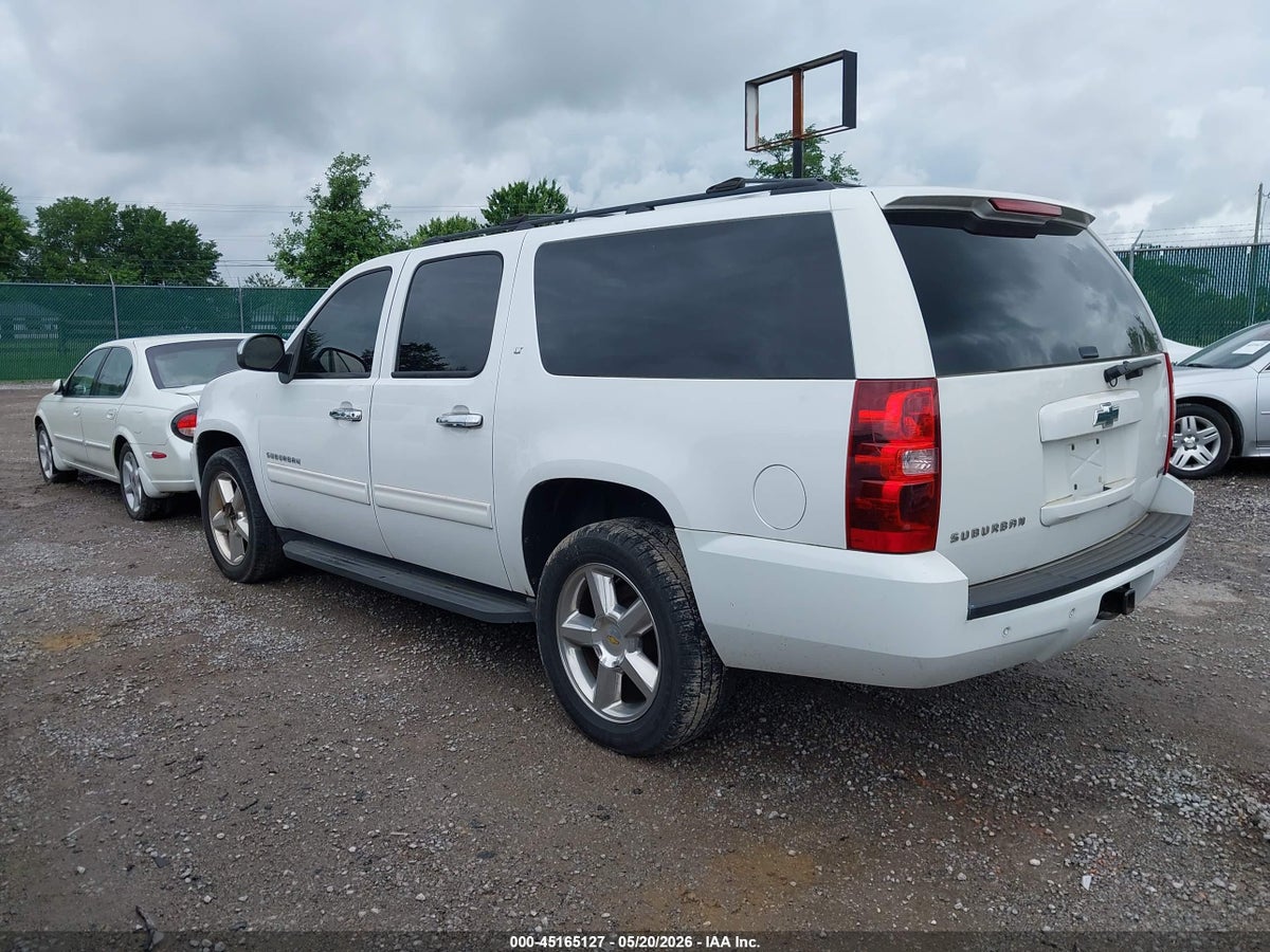 2011 CHEVROLET SUBURBAN 1500 LT1 — снимка 3