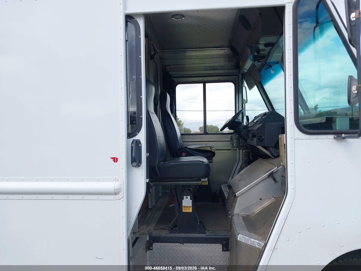 2016 FORD E-350 STRIPPED — снимка 5