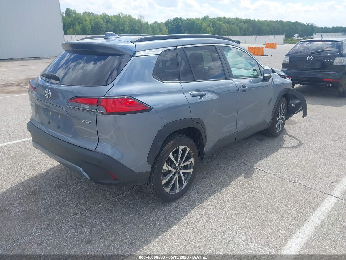 2023 TOYOTA COROLLA CROSS XLE — снимка 4