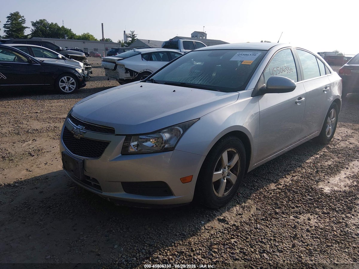 2013 CHEVROLET CRUZE 1LT AUTO — снимка 2