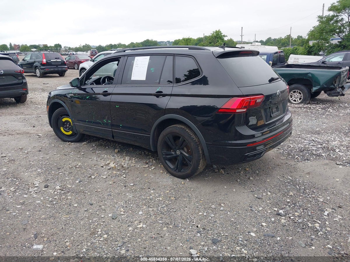 2023 VOLKSWAGEN TIGUAN 2.0T SE R-LINE BLACK — снимка 3