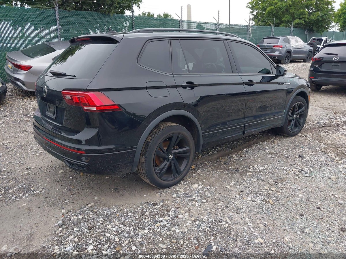 2023 VOLKSWAGEN TIGUAN 2.0T SE R-LINE BLACK — снимка 4