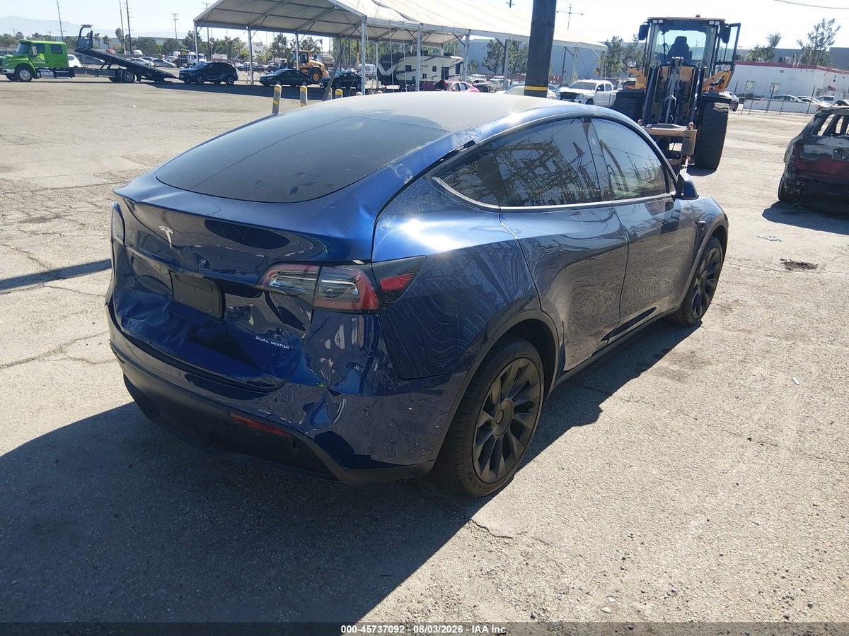2023 TESLA MODEL Y AWD/LONG RANGE DUAL MOTOR ALL-WHEEL DRIVE — снимка 4