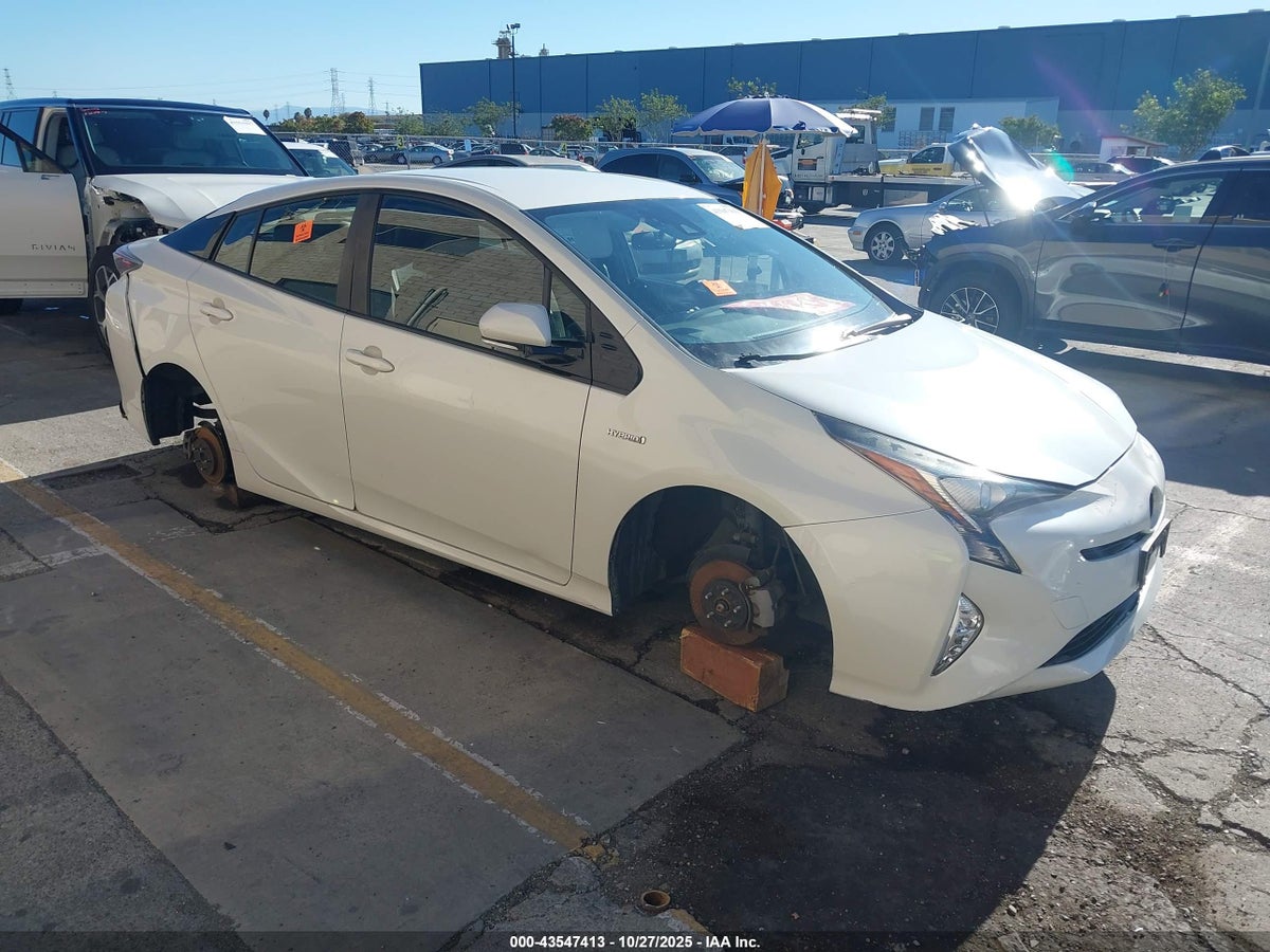 2016 TOYOTA PRIUS THREE TOURING