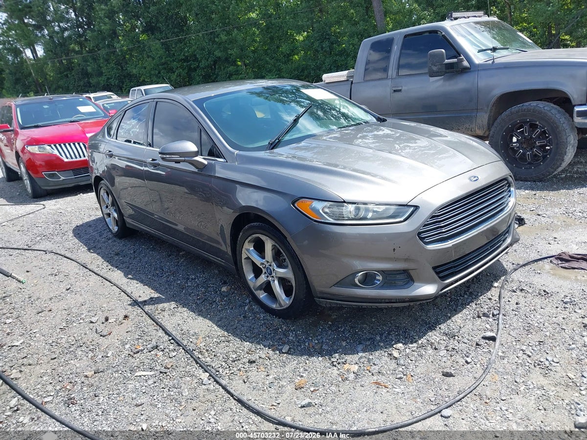 2013 FORD FUSION SE
