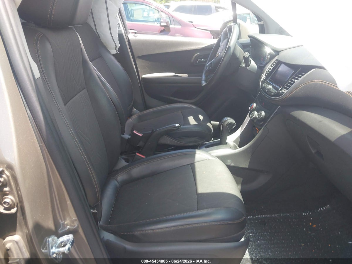 2021 CHEVROLET TRAX AWD LT — снимка 5