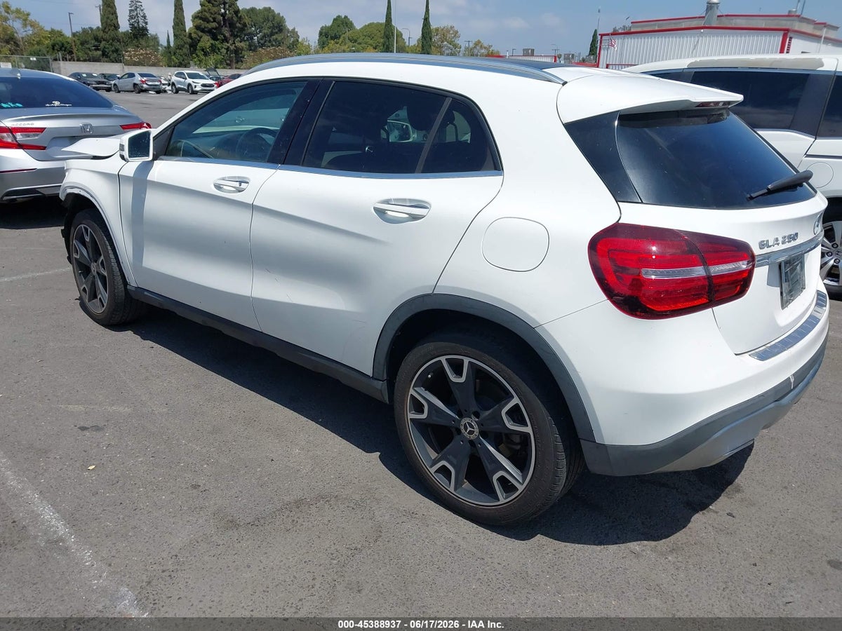 2020 MERCEDES-BENZ GLA 250 — снимка 3