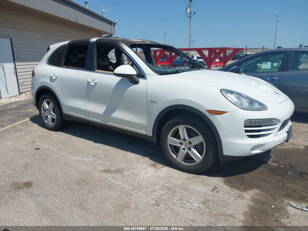 2013 PORSCHE CAYENNE DIESEL