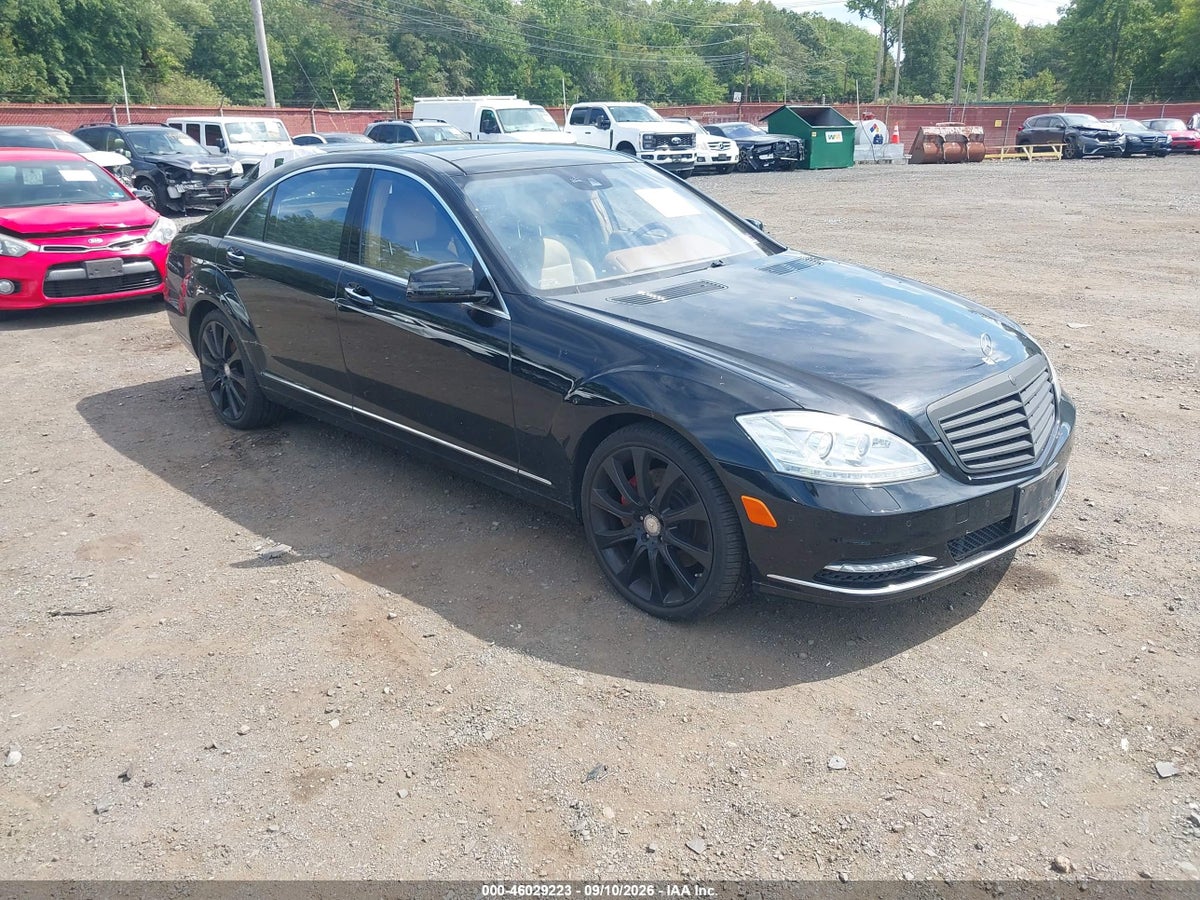 2013 MERCEDES-BENZ S 550 4MATIC