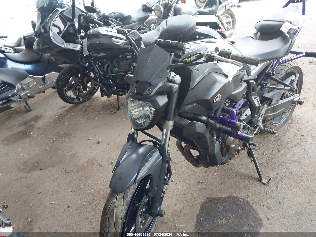 2015 YAMAHA FZ07 — снимка 5
