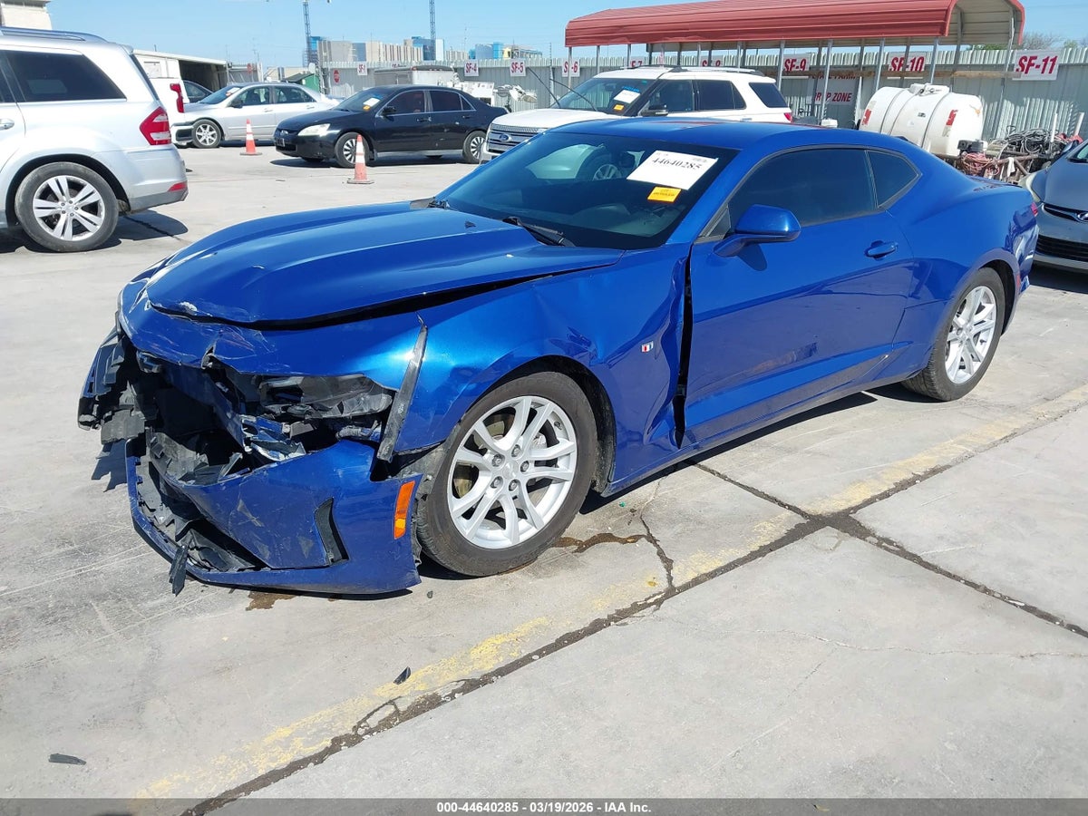 2019 CHEVROLET CAMARO 1LS — снимка 2
