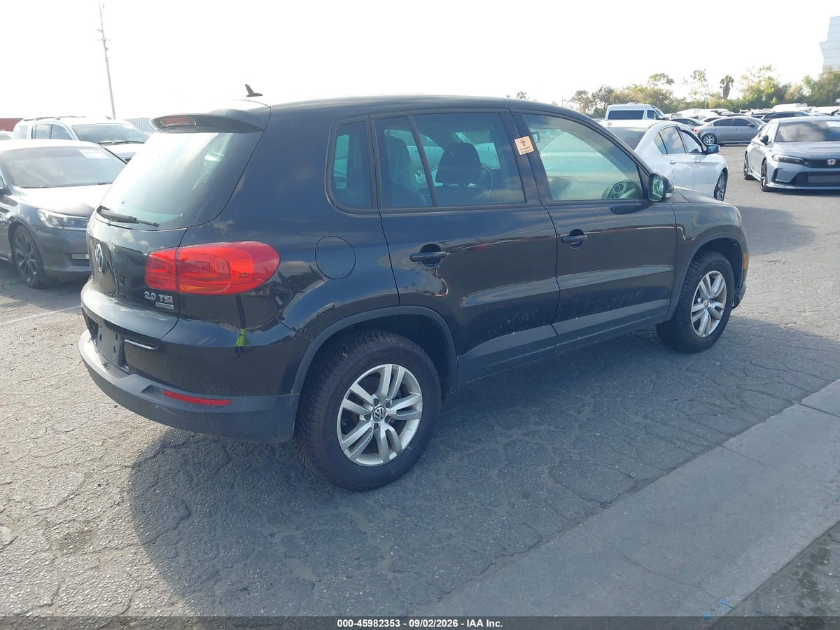 2012 VOLKSWAGEN TIGUAN S — снимка 4