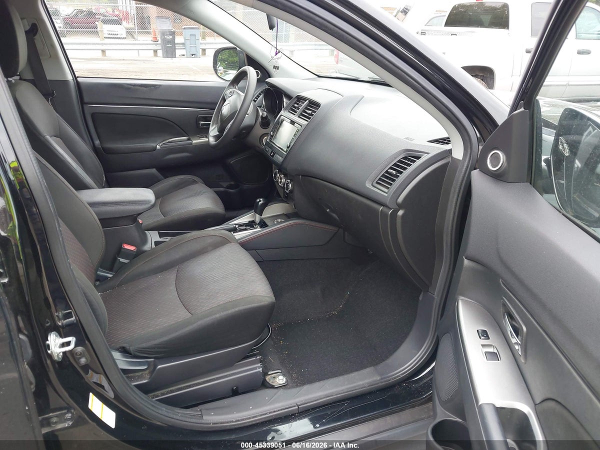 2018 MITSUBISHI OUTLANDER SPORT 2.0 ES — снимка 5