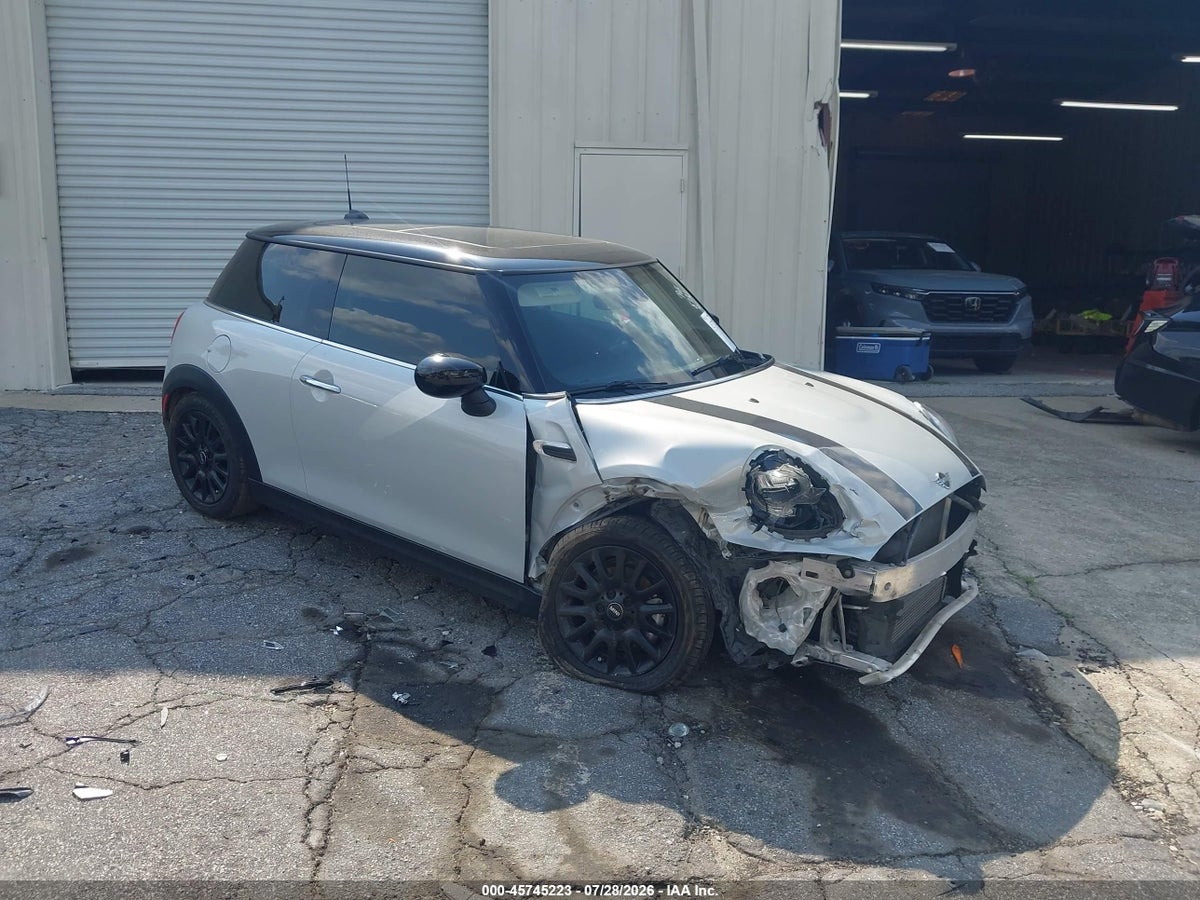 2021 MINI HARDTOP COOPER