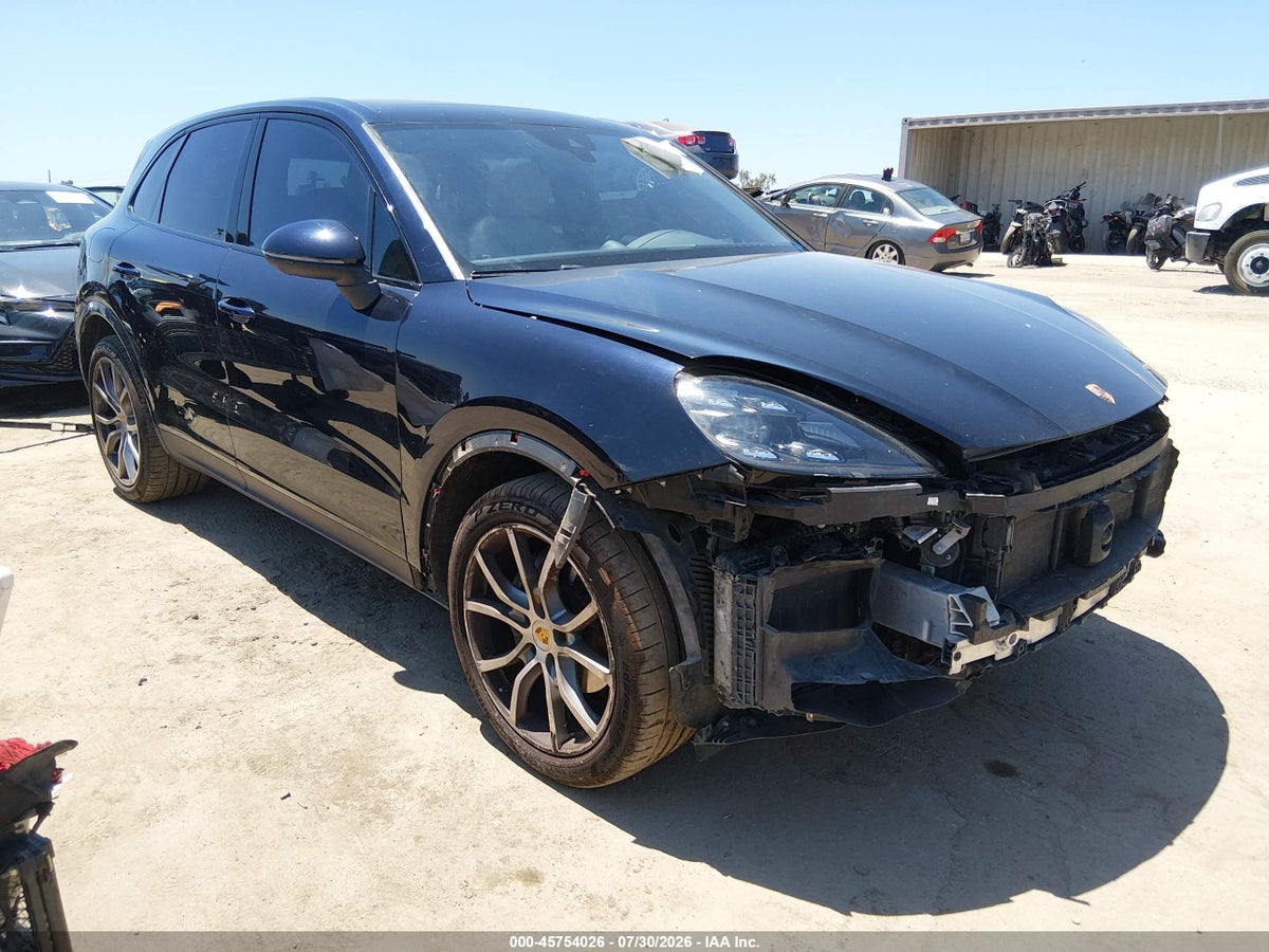 2019 PORSCHE CAYENNE