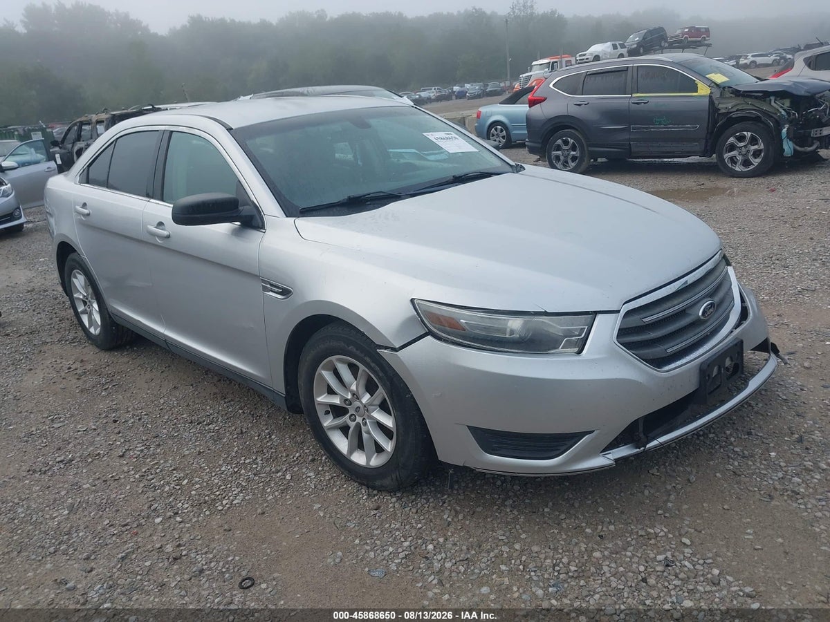 2013 FORD TAURUS SE