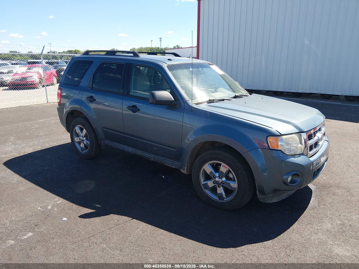 2011 FORD ESCAPE XLT