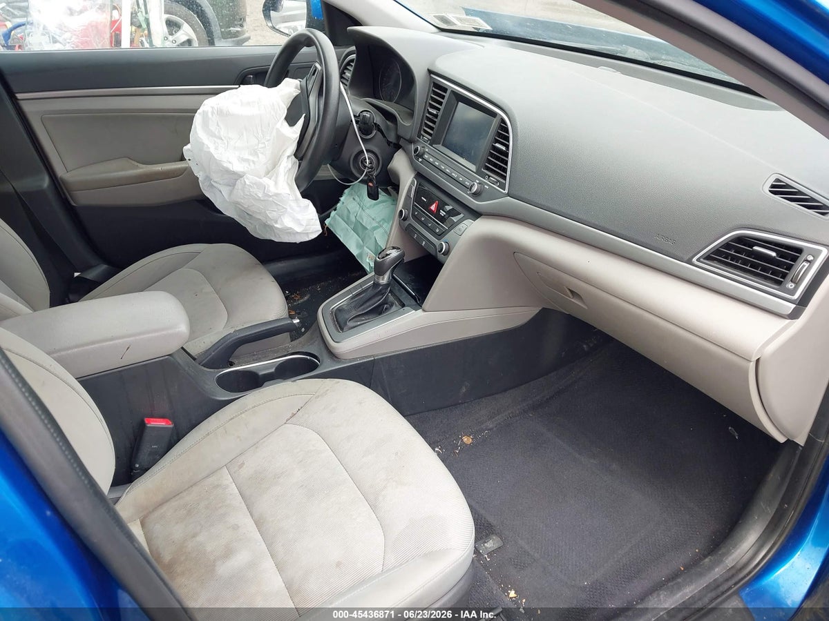 2017 HYUNDAI ELANTRA SE — снимка 5