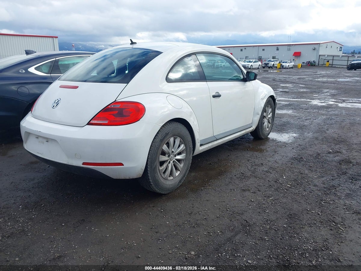 2013 VOLKSWAGEN BEETLE 2.5L ENTRY — снимка 4