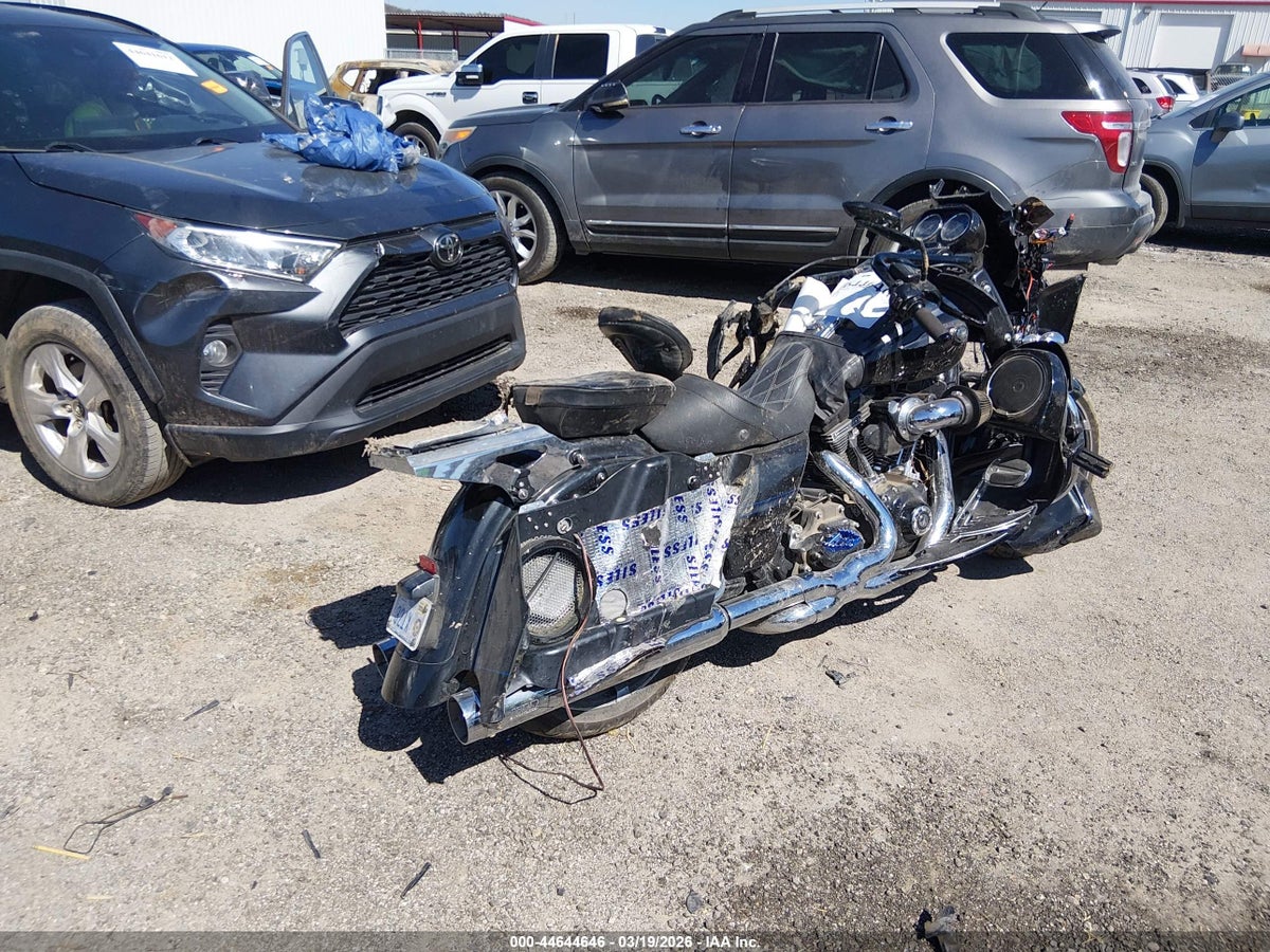 2013 HARLEY-DAVIDSON FLTRXSE CVO ROAD GLIDE CUST/ANNIV — снимка 4