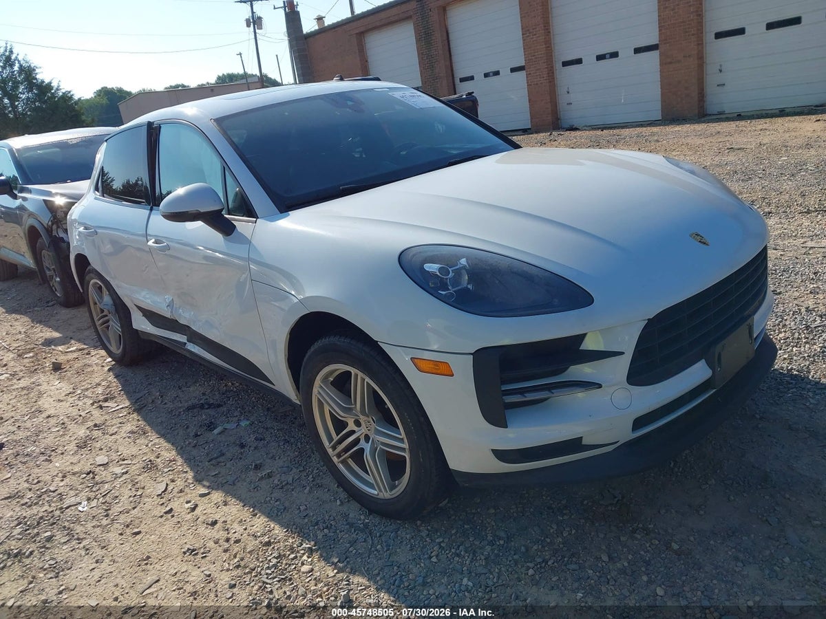 2020 PORSCHE MACAN