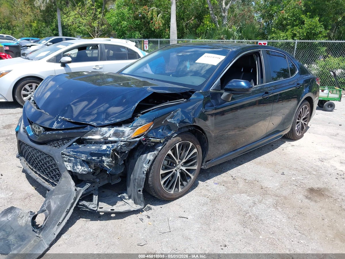 2018 TOYOTA CAMRY SE — снимка 2