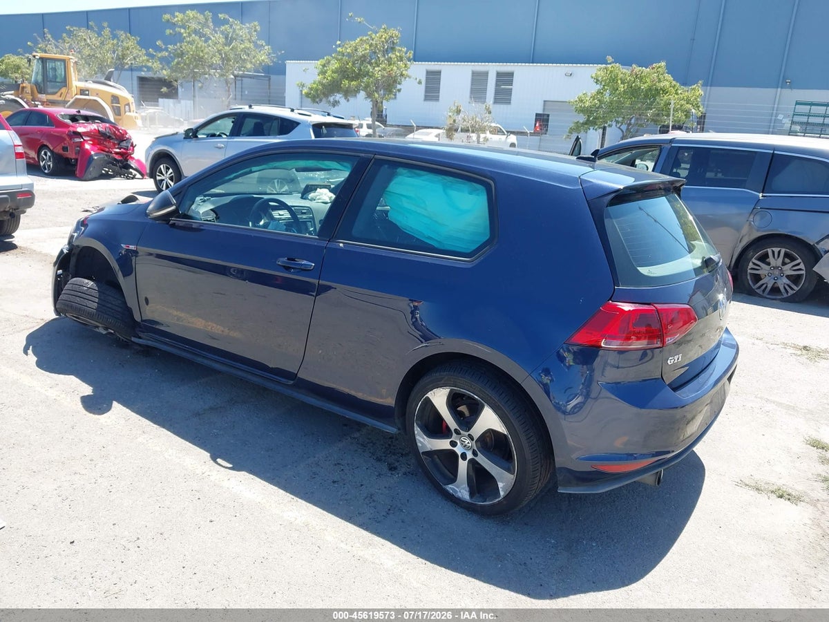 2015 VOLKSWAGEN GOLF GTI 2.0T S 2-DOOR — снимка 3