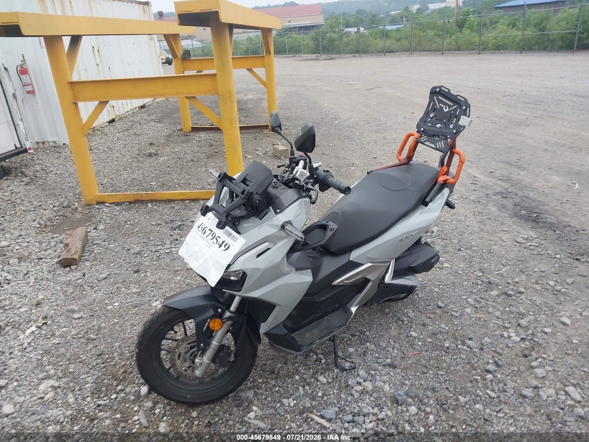 2026 HONDA ADV160 A — photo 2