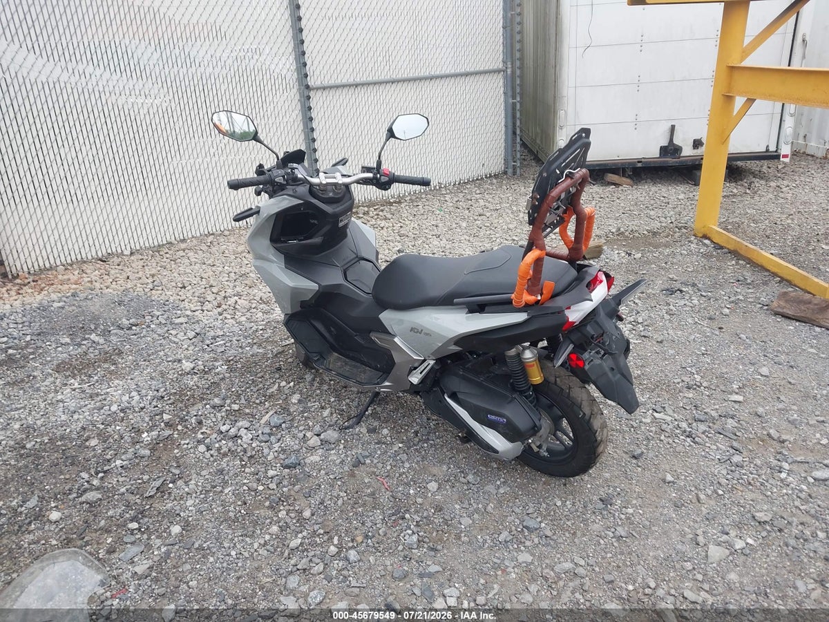 2026 HONDA ADV160 A — photo 3