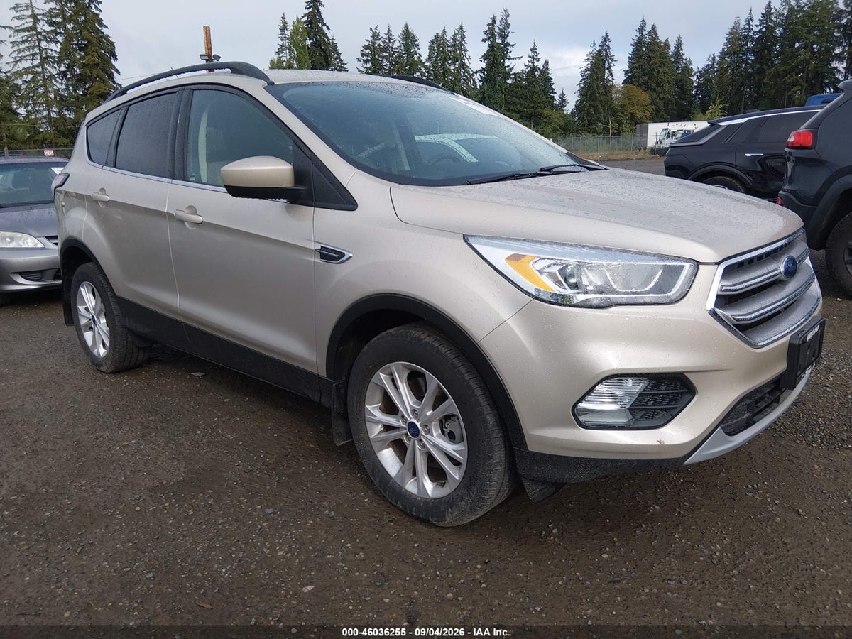 2017 FORD ESCAPE SE