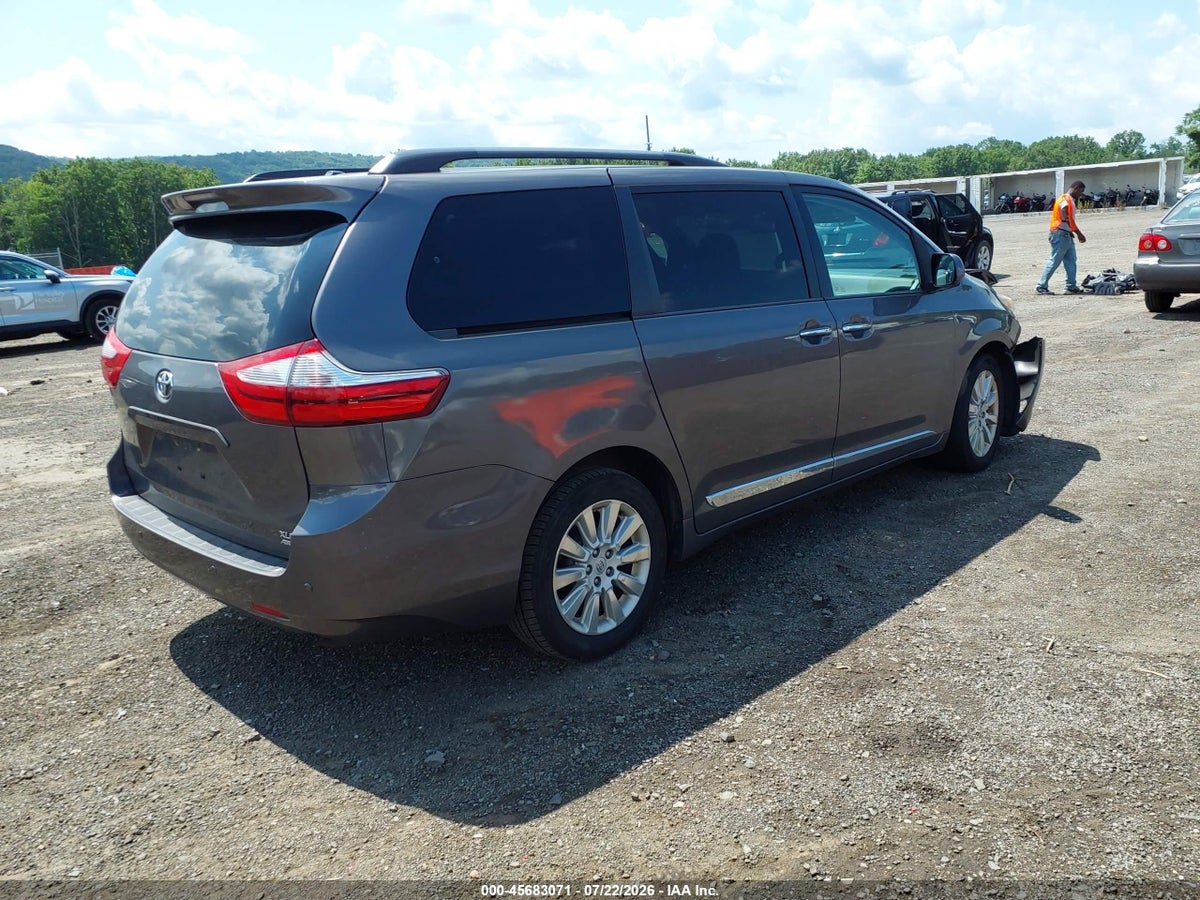 2015 TOYOTA SIENNA XLE PREMIUM 7 PASSENGER — снимка 4