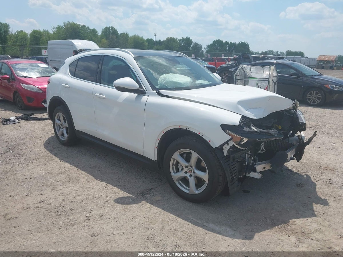 2018 ALFA ROMEO STELVIO AWD