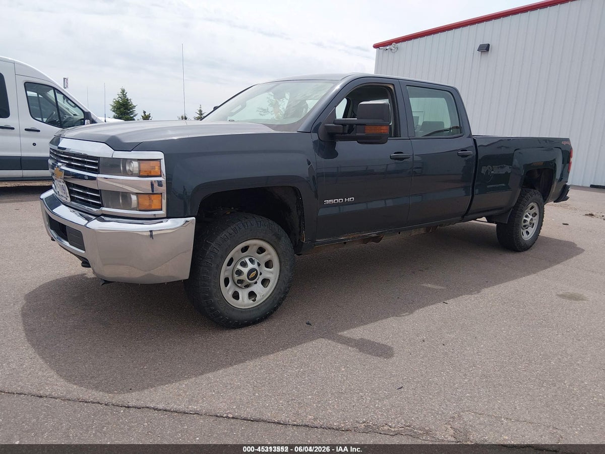 2017 CHEVROLET SILVERADO 3500HD WT — снимка 2