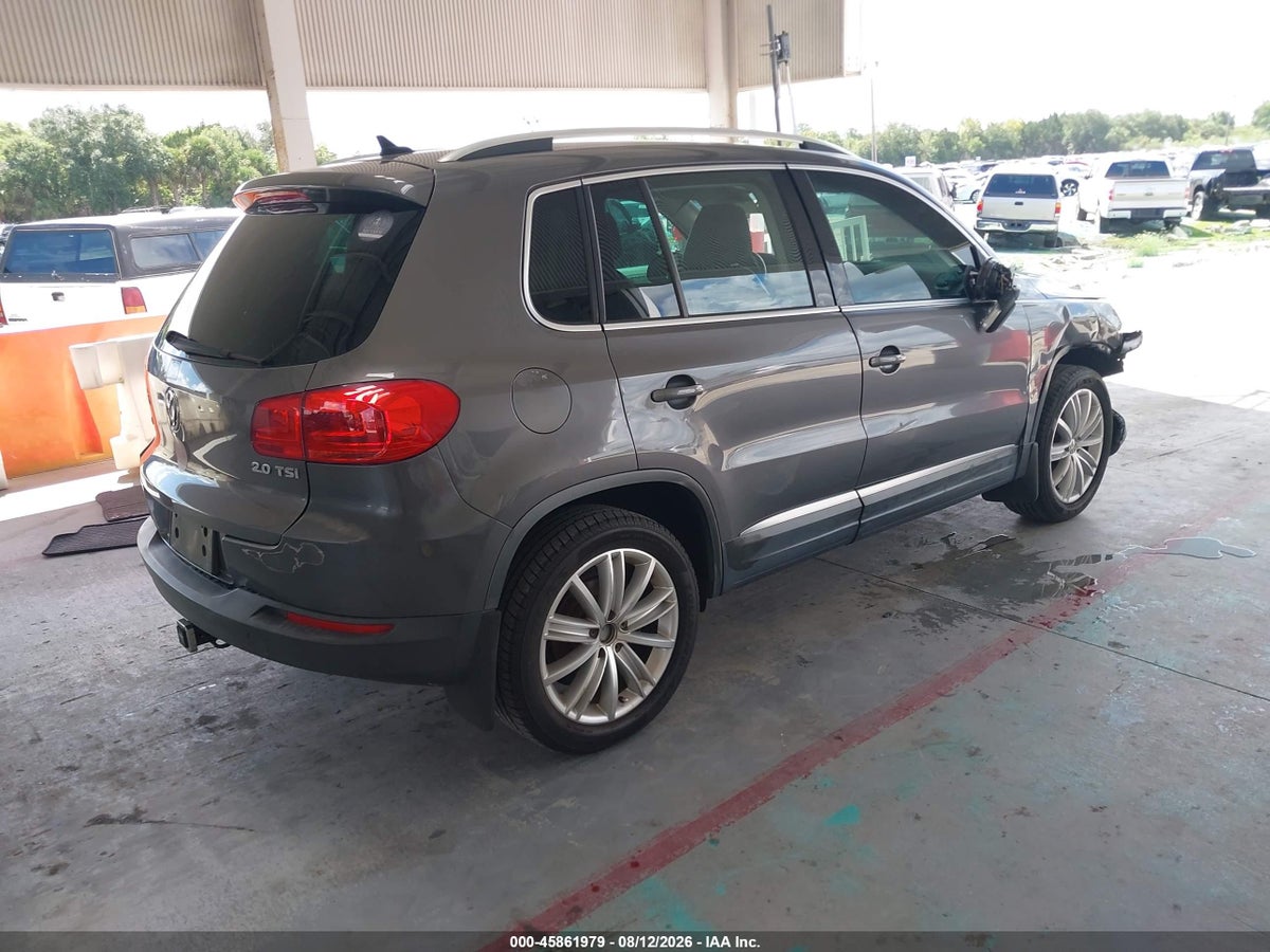 2013 VOLKSWAGEN TIGUAN SE — снимка 4