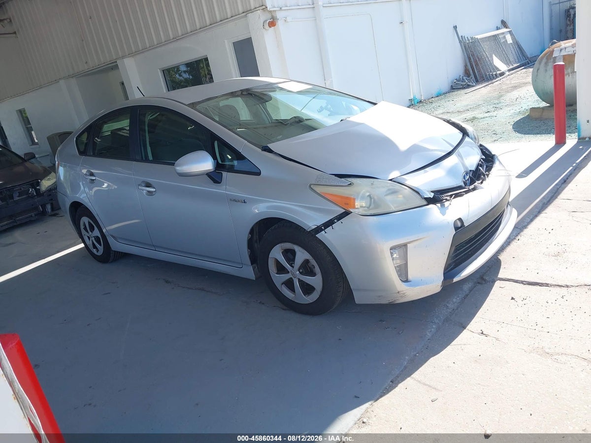 2013 TOYOTA PRIUS THREE