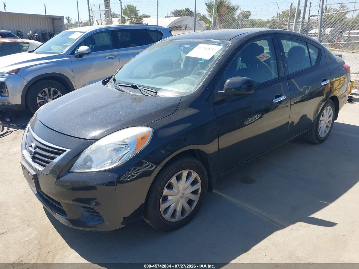 2014 NISSAN VERSA 1.6 SV — снимка 2