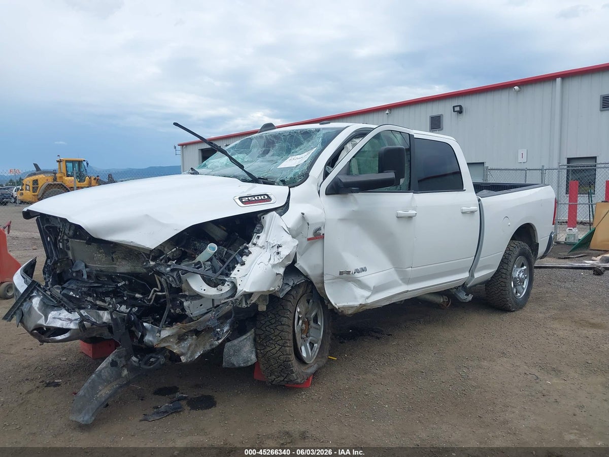 2021 RAM 2500 BIG HORN 4X4 6'4 BOX — снимка 2