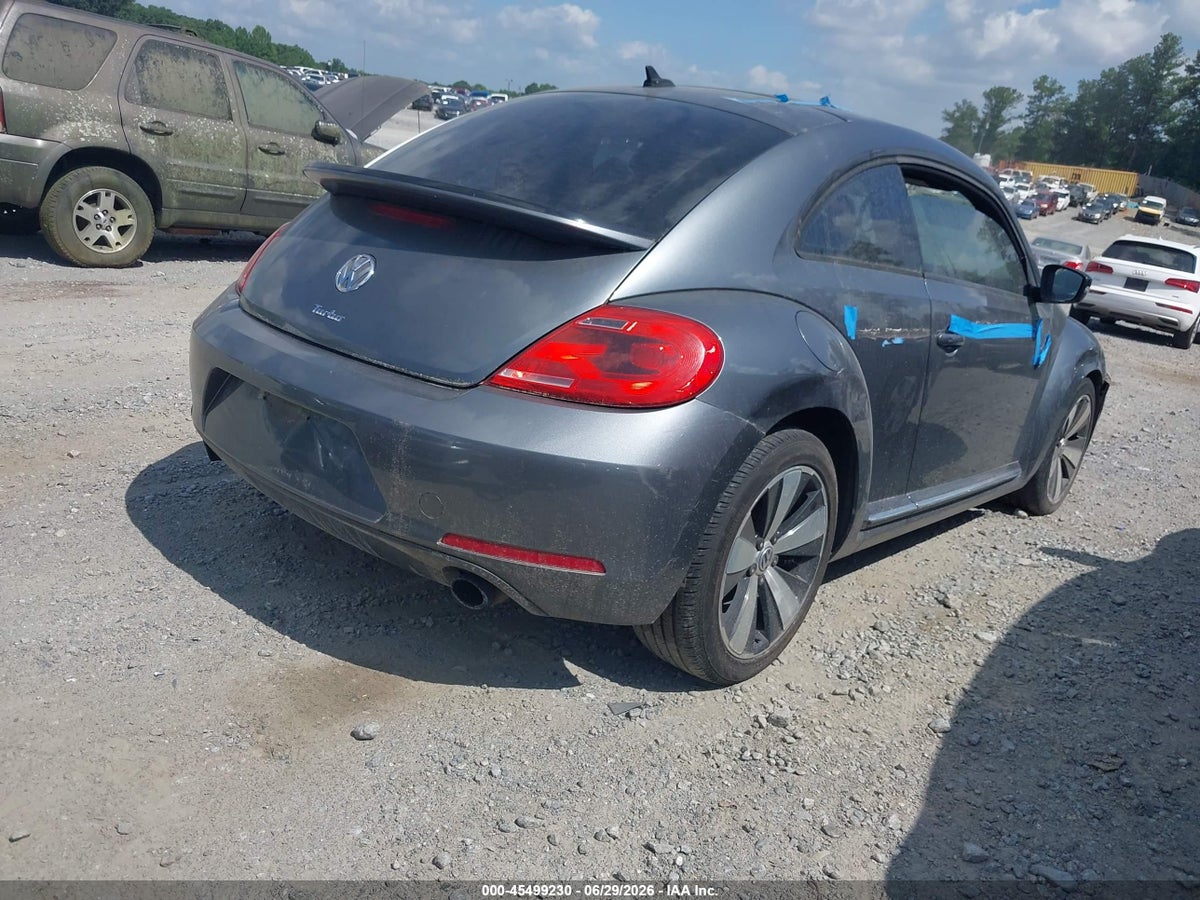 2012 VOLKSWAGEN BEETLE 2.0T TURBO — снимка 4