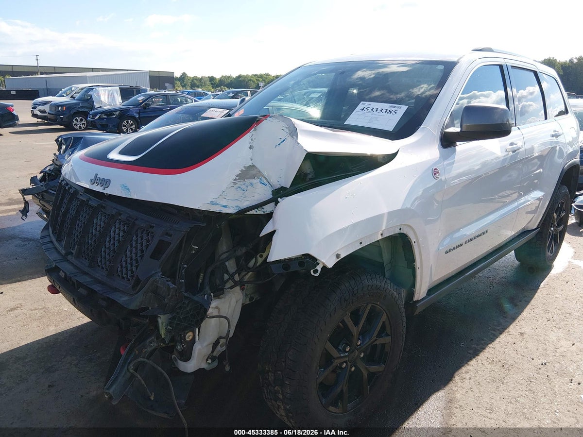 2013 JEEP GRAND CHEROKEE LAREDO TRAILHAWK — снимка 2