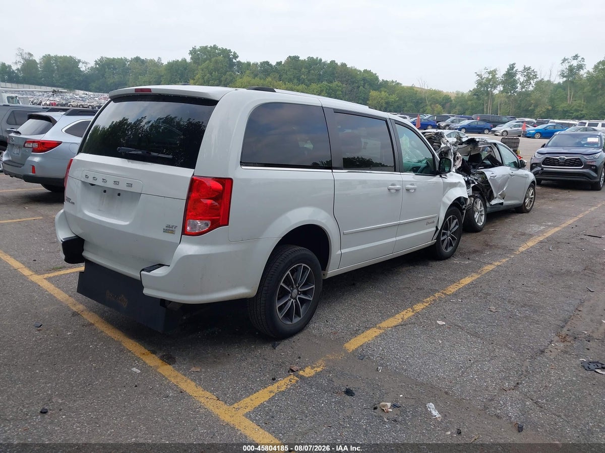 2017 DODGE GRAND CARAVAN SXT — снимка 4