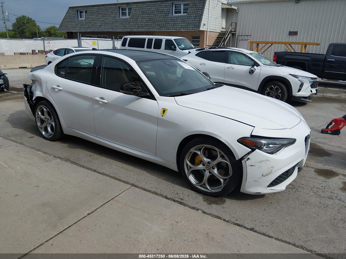 2018 ALFA ROMEO GIULIA TI SPORT AWD