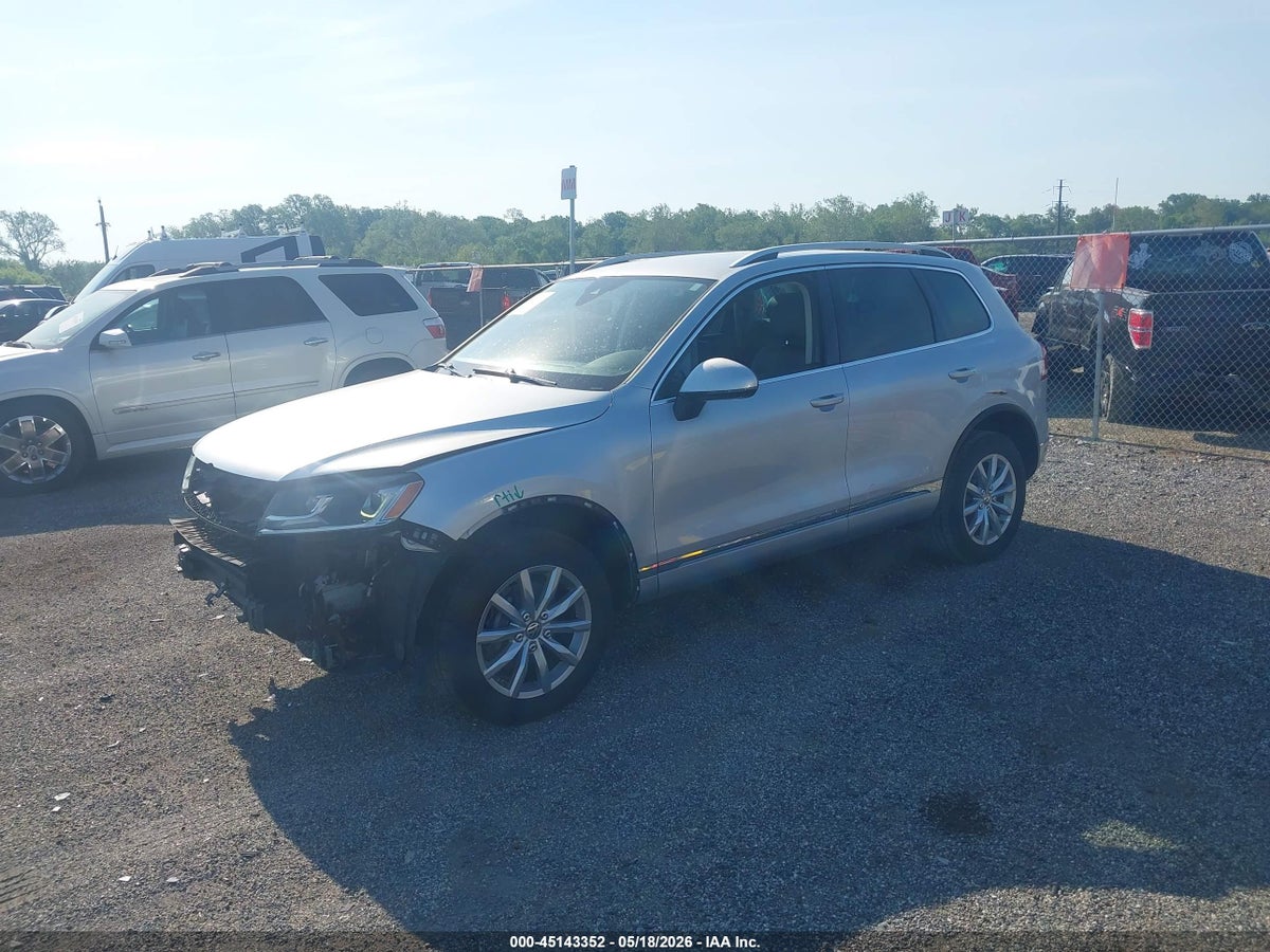 2016 VOLKSWAGEN TOUAREG VR6 SPORT — снимка 2
