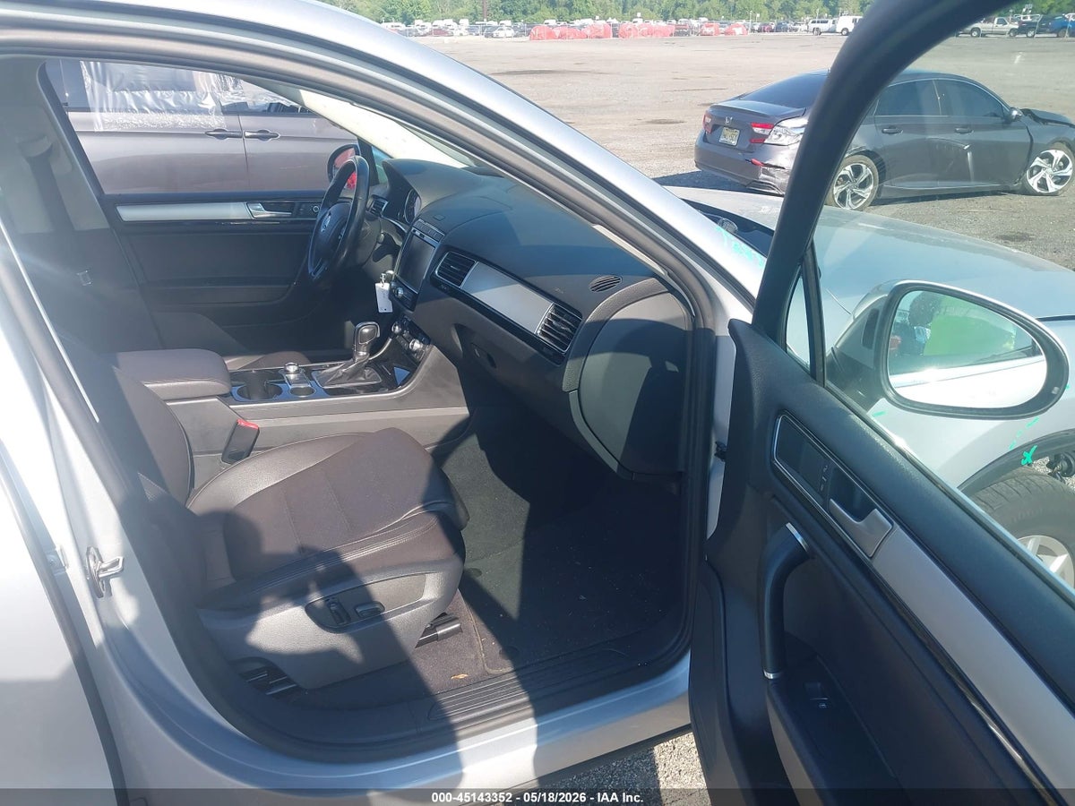 2016 VOLKSWAGEN TOUAREG VR6 SPORT — снимка 5