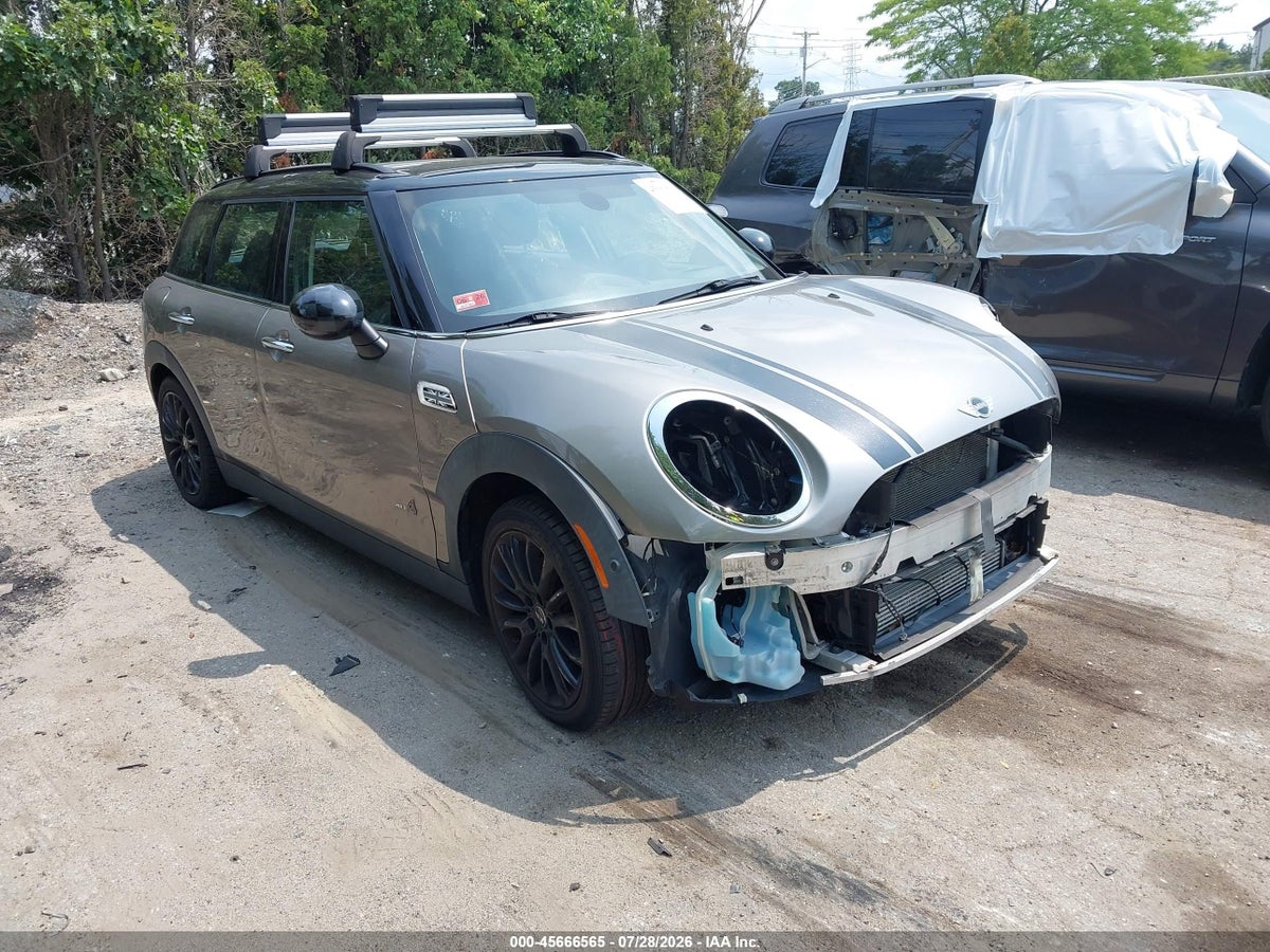 2018 MINI CLUBMAN COOPER