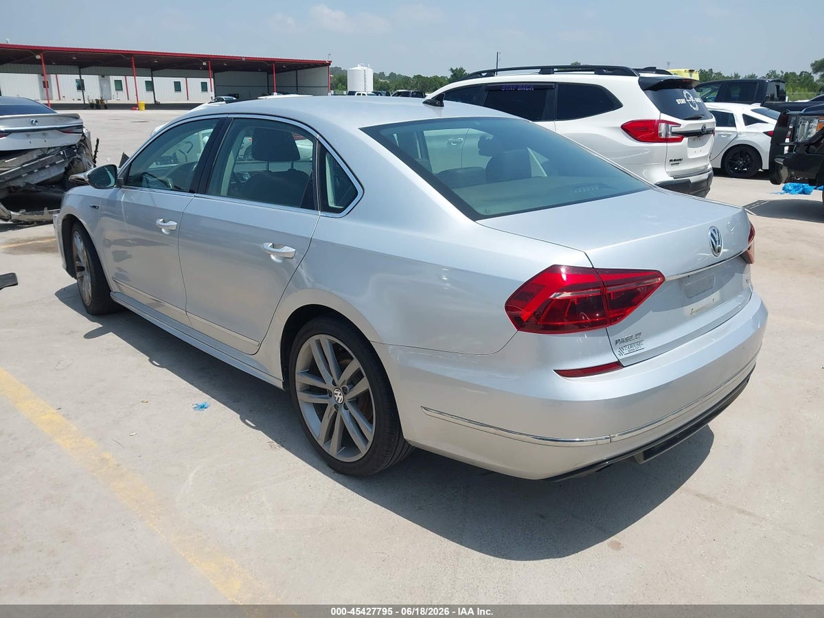 2017 VOLKSWAGEN PASSAT 1.8T R-LINE — снимка 3