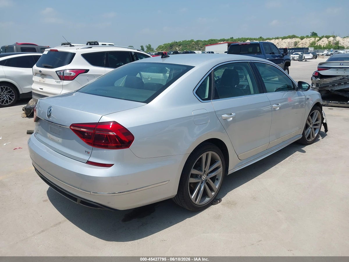 2017 VOLKSWAGEN PASSAT 1.8T R-LINE — снимка 4