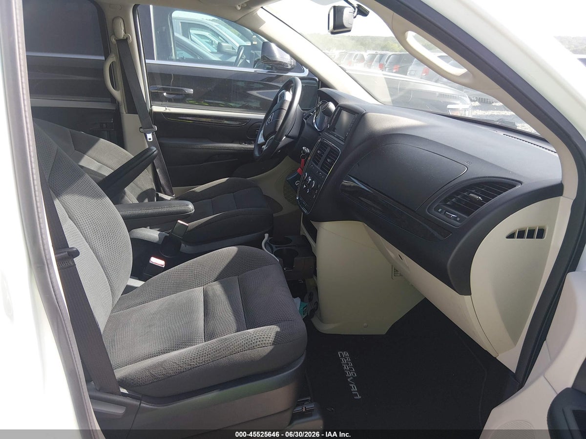 2017 DODGE GRAND CARAVAN SE — снимка 5