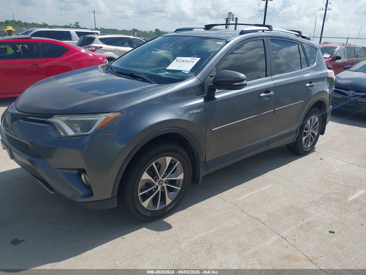 2017 TOYOTA RAV4 HYBRID XLE — снимка 2
