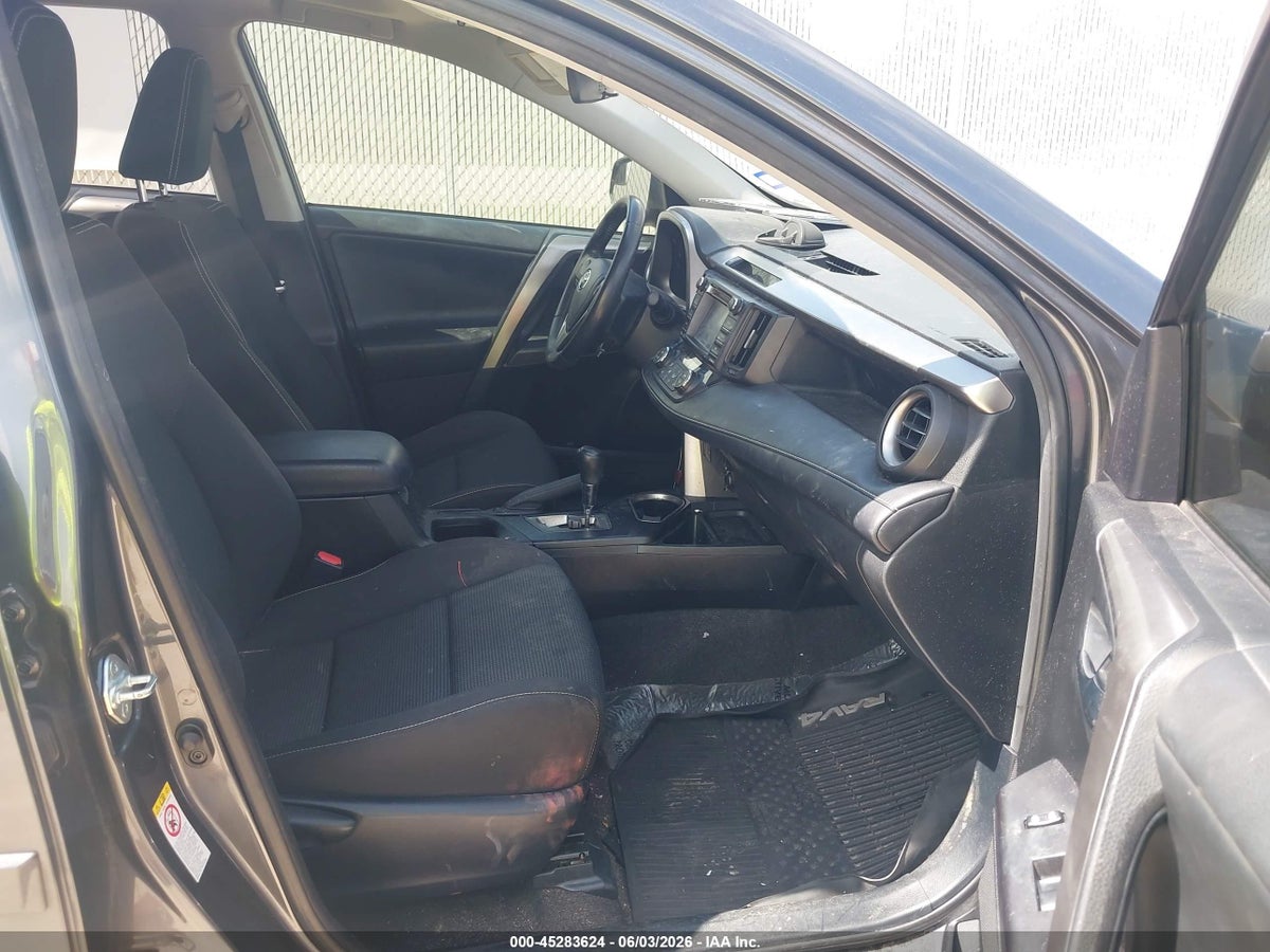 2017 TOYOTA RAV4 HYBRID XLE — снимка 5