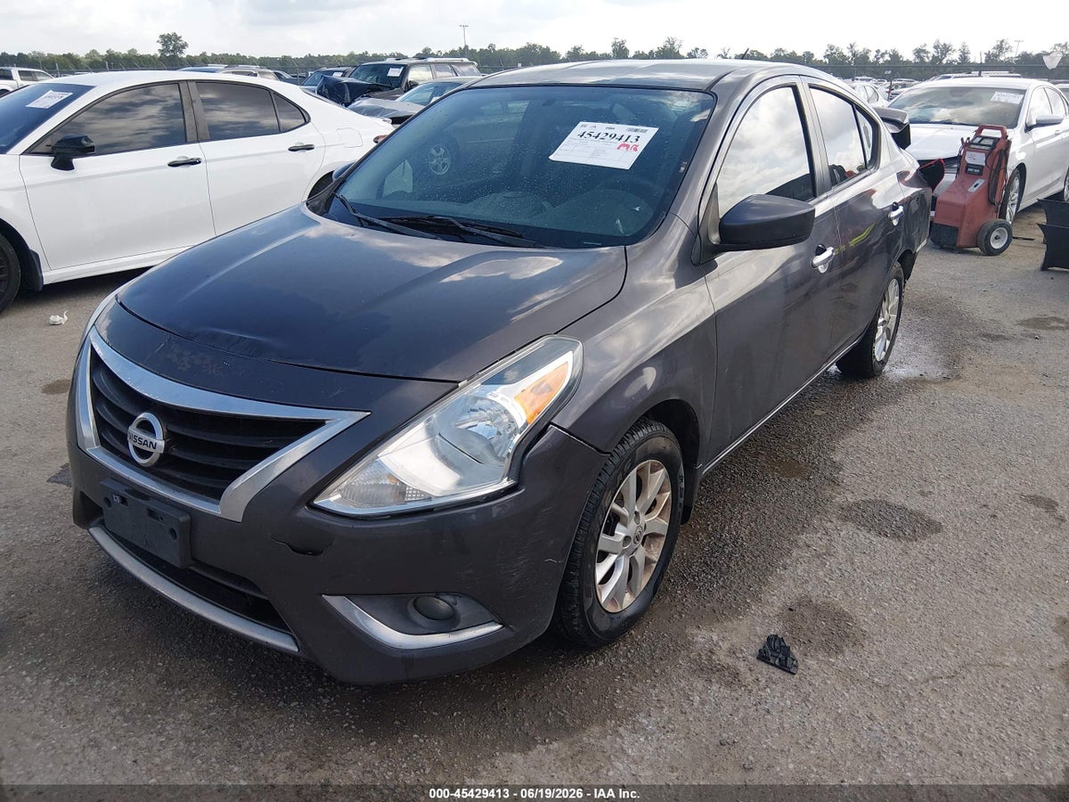 2015 NISSAN VERSA 1.6 SV — снимка 2